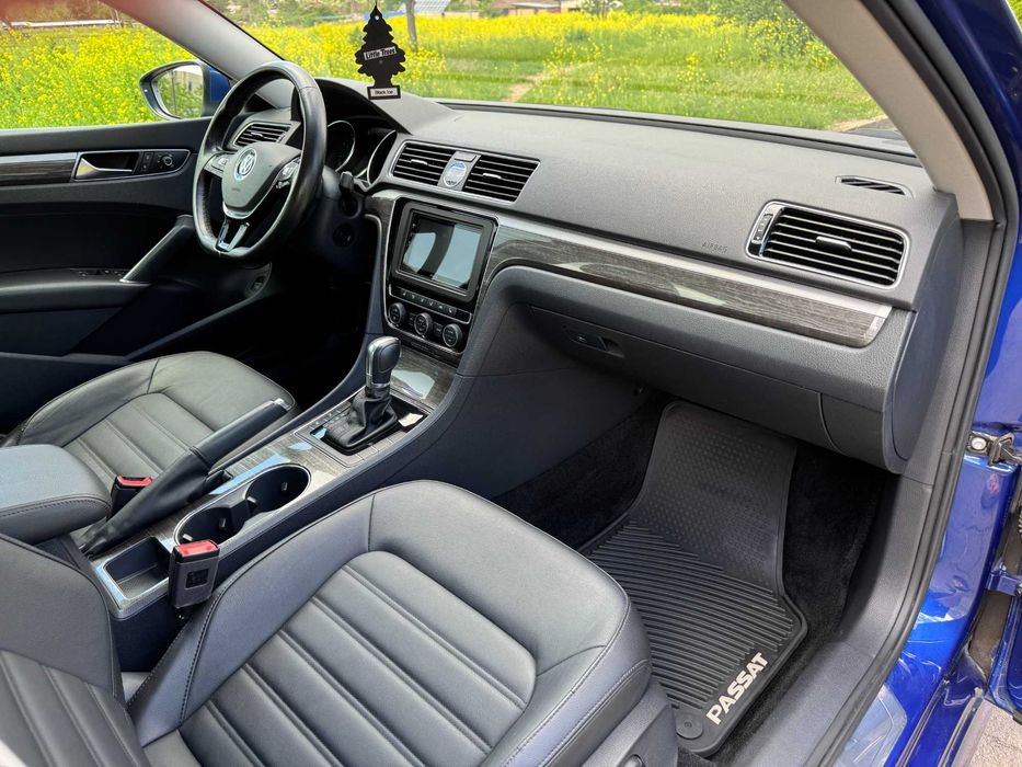 Volkswagen Passat 2017 SEL