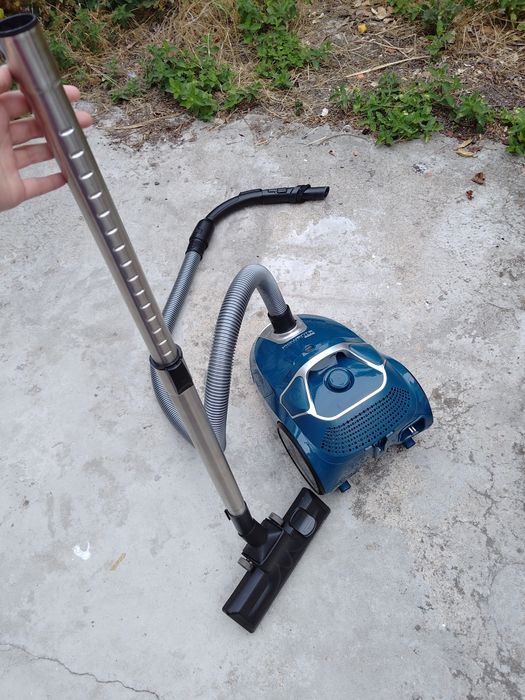 Aspirador Rowenta compact power parquet 900W de saco