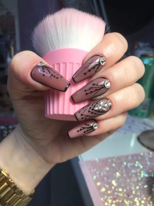 Stylizacja paznokci, hybryda, manicure, przedlużenie