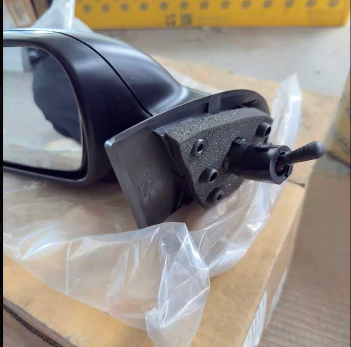 Espelho/Retrovisor Esquerdo Peugeot 307