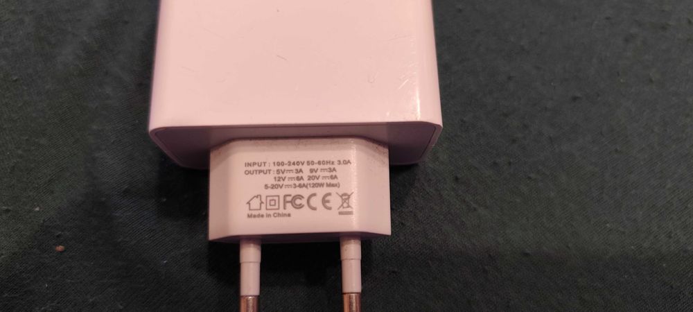 Szybka ładowarka 120w plus kabel USB C do smartfon.tablet