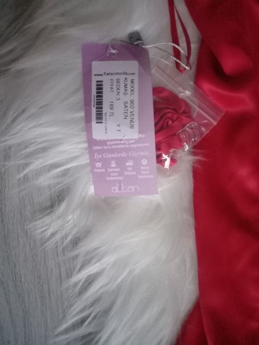 sukienka wieczorowa czerwień bal studniowka  wesele tren nowa FisTan A