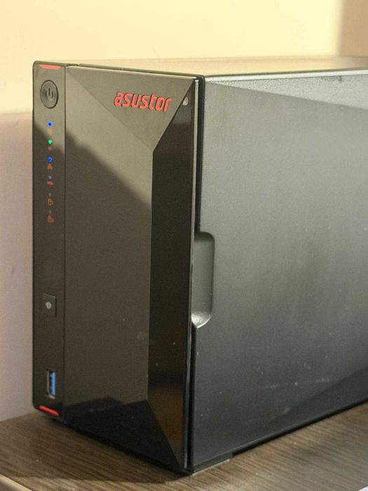 NAS ASUSTOR AS5202T 2,5GbE 8GB DDR4 2x8TB Seagate IronWolf