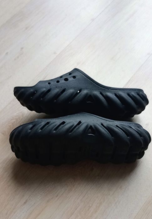 Crocs Echo Slide.
