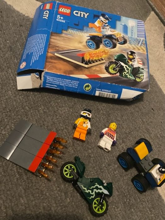 Zestaw Lego 60255 Kaskaderzy.