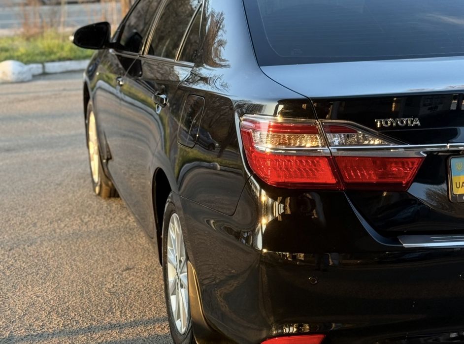 Toyota Camry 2017