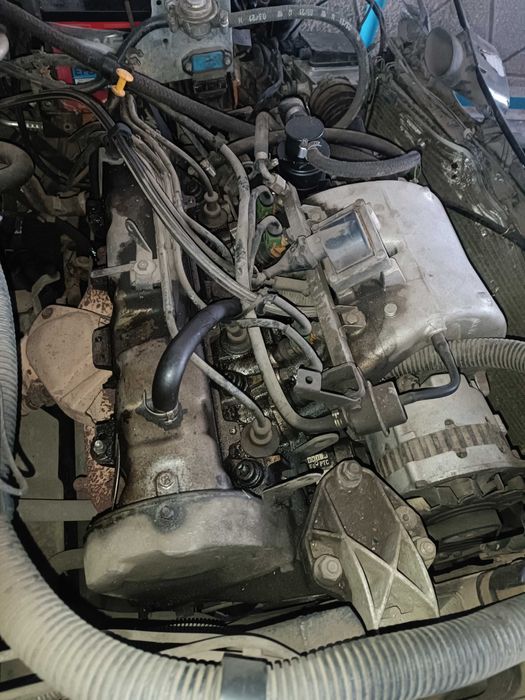 Двигатель Пежо 405 1.9 Бензин Мотор Двигун Peugeot 405 Инжектор