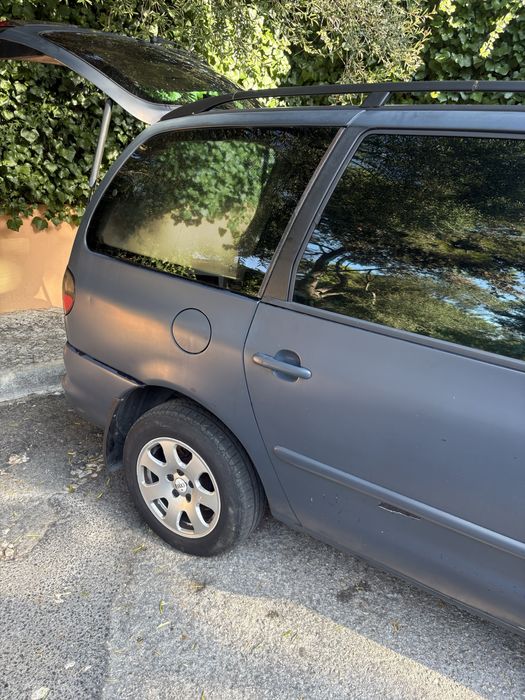 Vw Sharan 1,9 TDI,Gasoleo foto 2