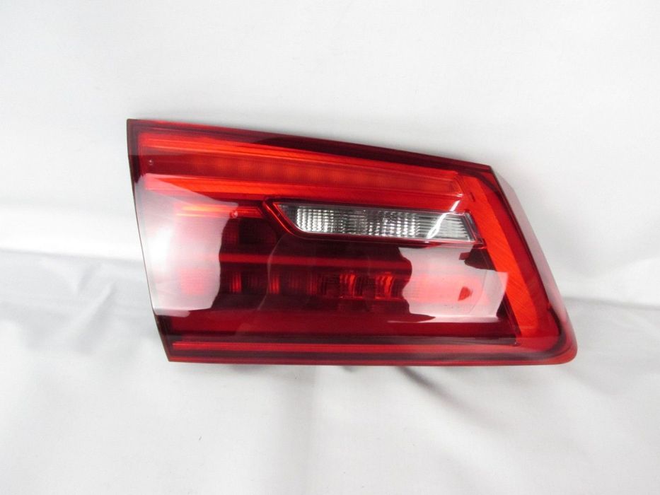 Farolim da Mala Esquerdo Seminovo/ Original BMW 5 (G30, F90) 63217376473
