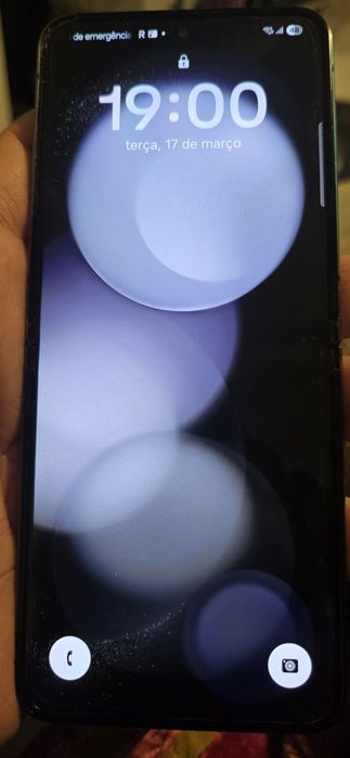 Samsung galaxy Z Flip 5