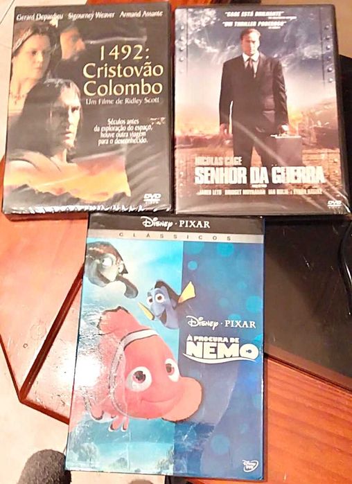 Lote de 17 DVDs – 9 selados + 8 em ótimo estado