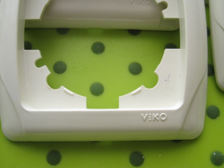 Рамки для розеток Vikо.