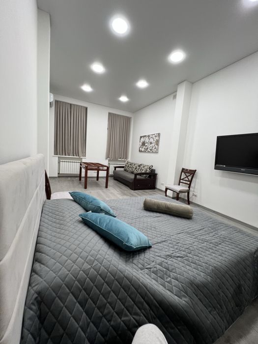 Вільна з 14.04 Подобово Центр ЖД Вокзал Дерібасівска Море.