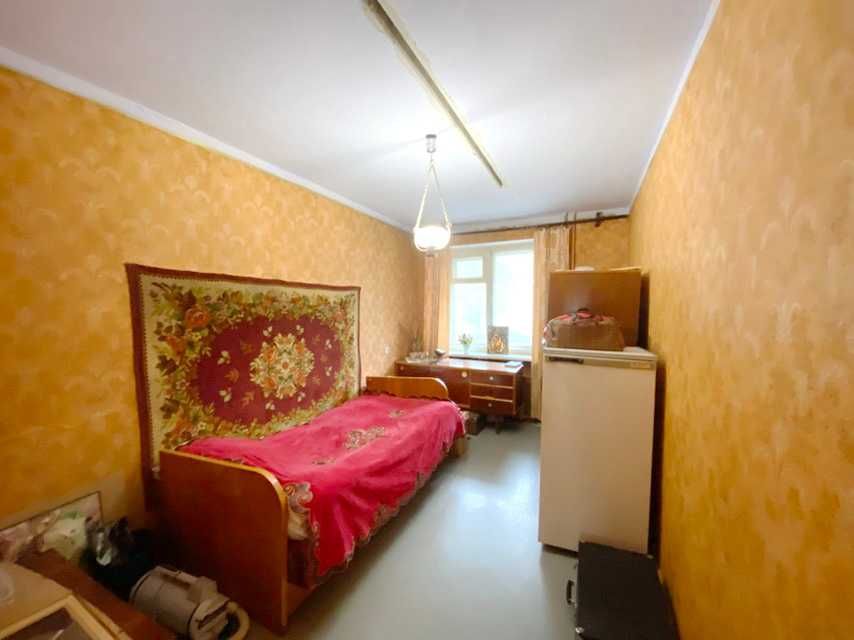 Продаю 2-кімнатну квартиру в Лісках, вул. Є. Логінова.ц6