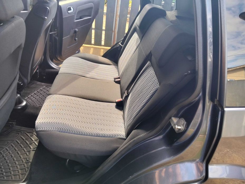 Carro Ford Fusion 1.4 diesel