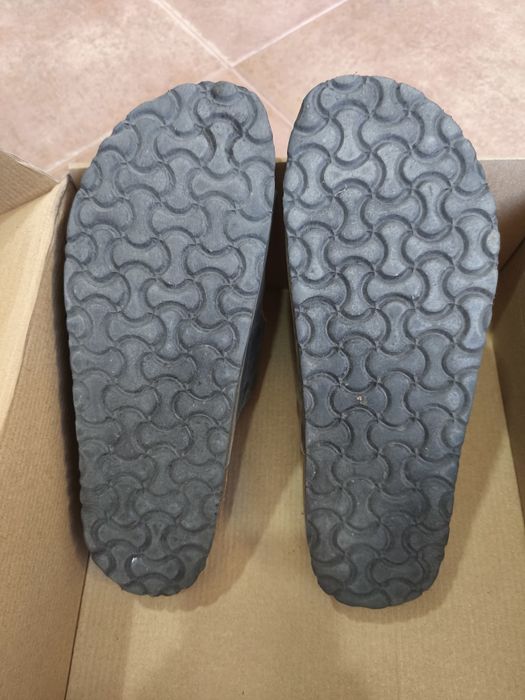 Chinelos duas tiras couro verde