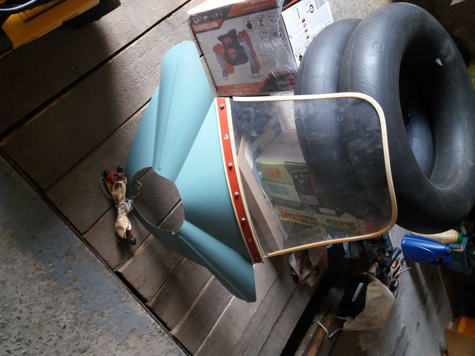 Щиток ветровой на мотоцикл