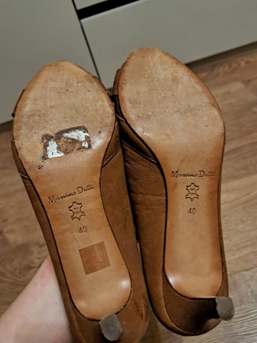 Шкіряні туфлі Massimo Dutti