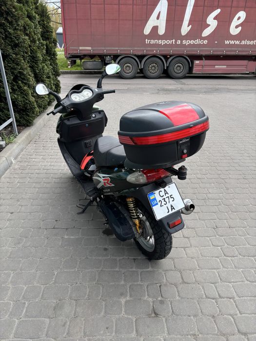 Скутер FADA 150 кубів