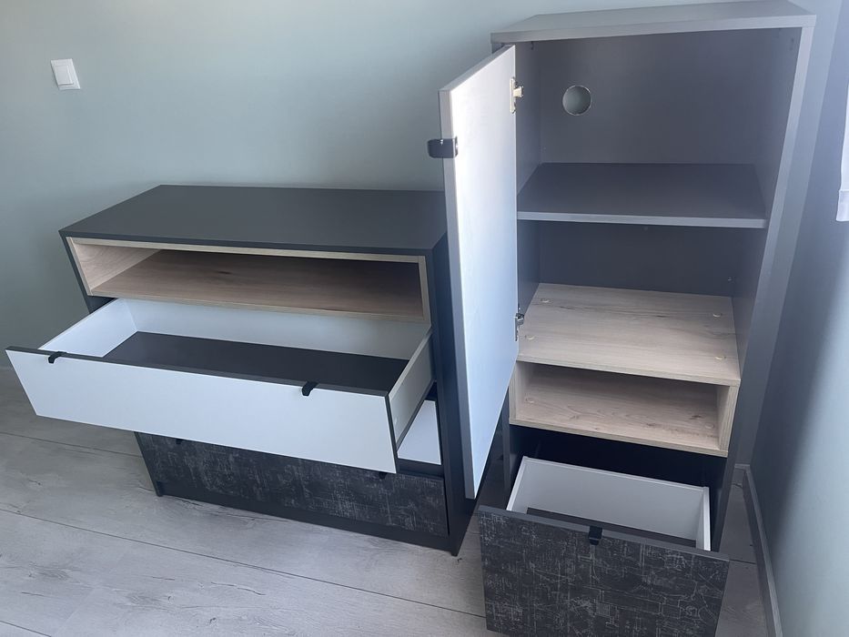 Komplet mebli młodzieżowych