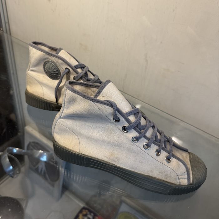 Stare trampki stomil prl r.39 kultowe retro