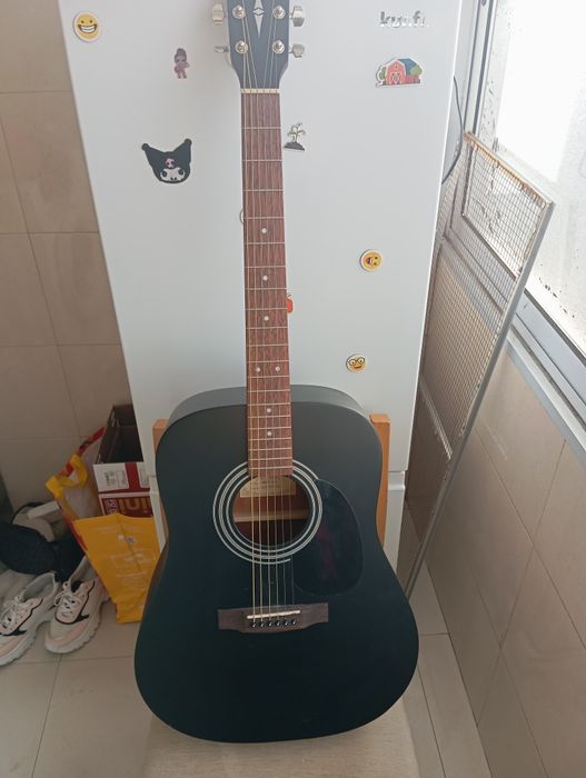 Uma viola nova em Perafita condições