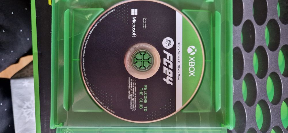 Xbox seria X + dwie gry