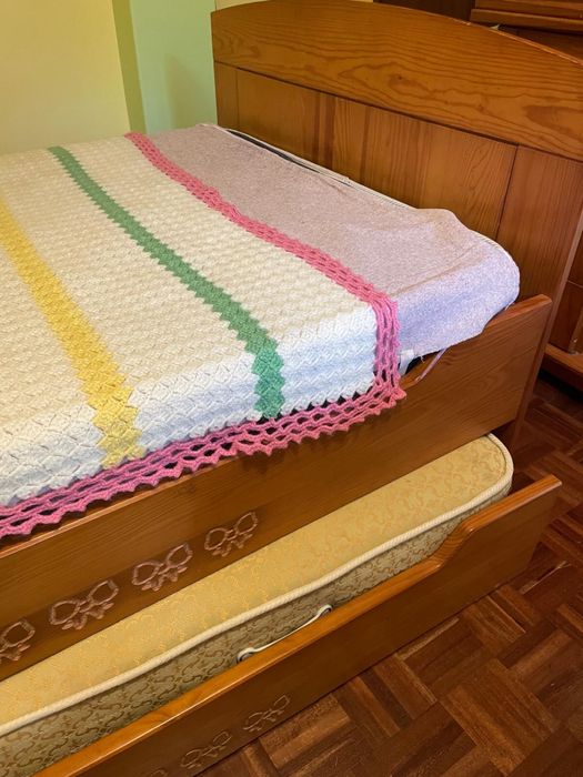 Mobília de quarto de menina / estúdio Lousapinhos linha Metamorphos