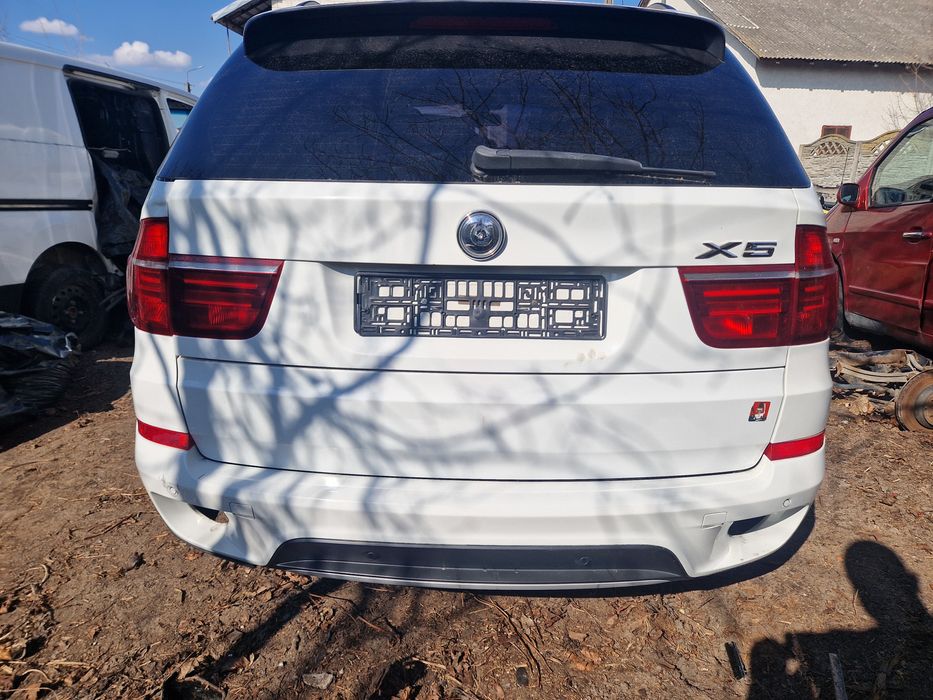BMW x5 e70 lift  3.0  benzyna  Części