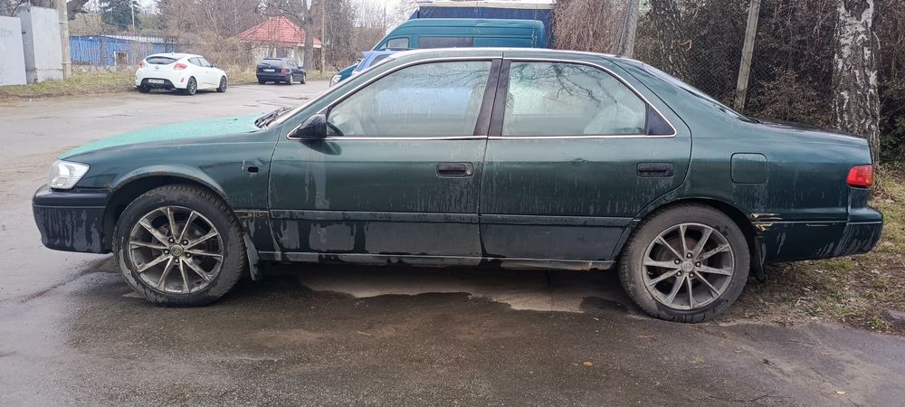 Toyota Camry газ, автомат