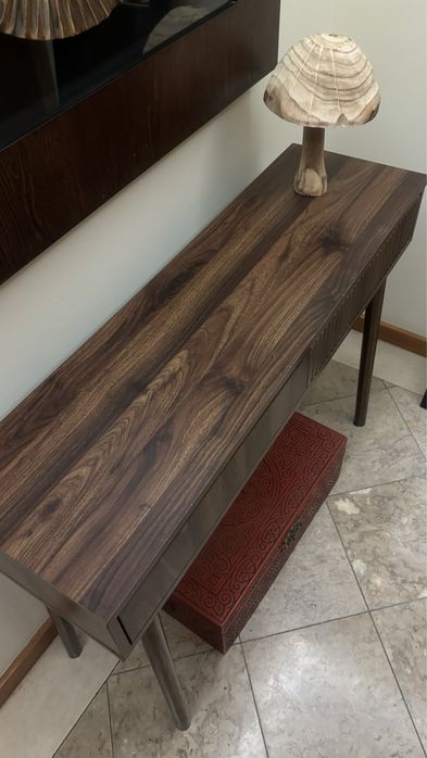 Aparador / consola madeira  escura