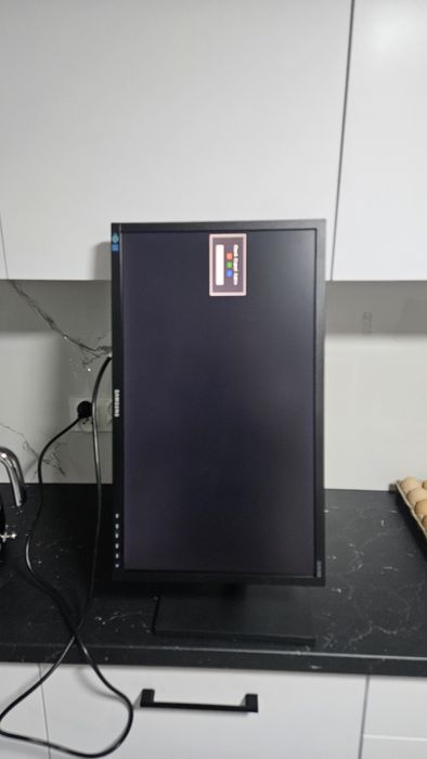 Monitor Samsung polecam.