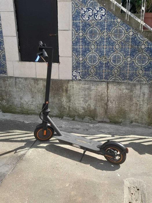 Trotinete Elétrica TwoFish Max – Excelente Estado