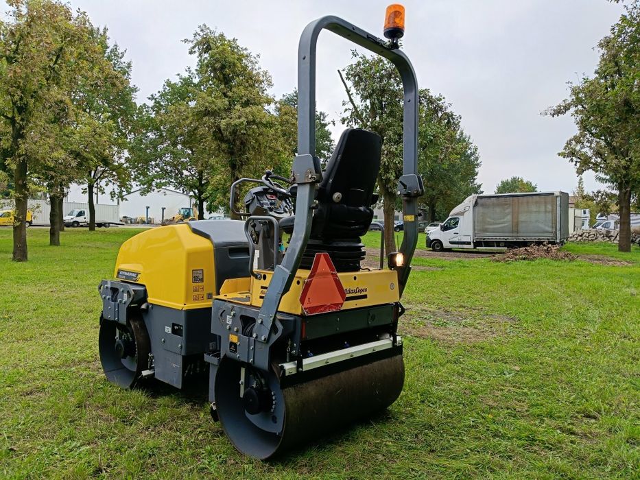 Walec drogowy Dynapac CC 1200