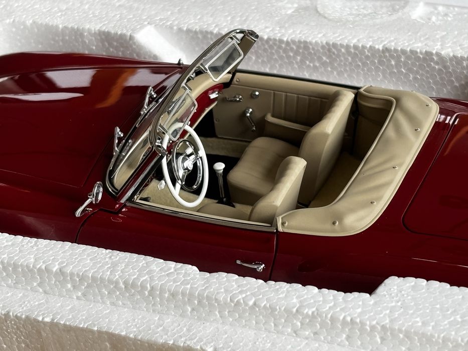 Mercedes-Benz 190 SL 1:18 red AutoArt Millennium rzadki