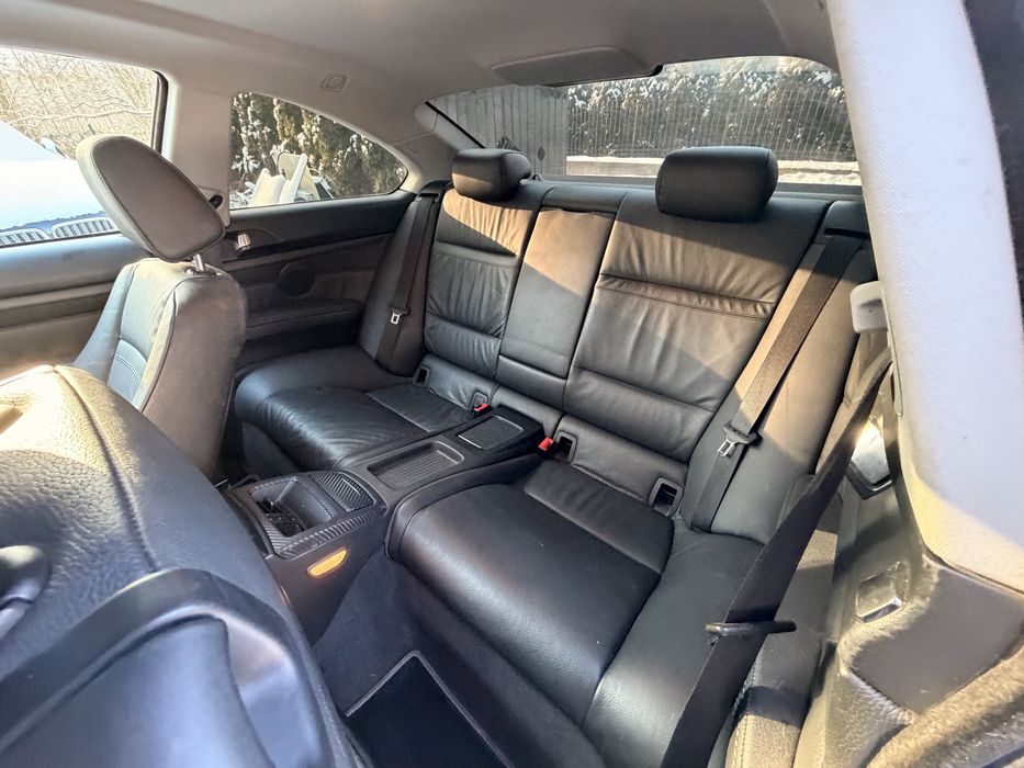 BMW E92 320D automat • Bogate wyposażenie • 2 komplety kół • 243 tyś