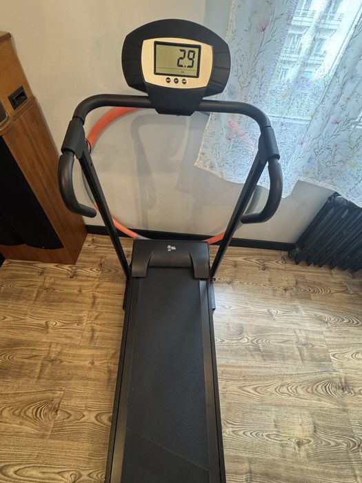 Bieżnia mechaniczna Atlas Sport