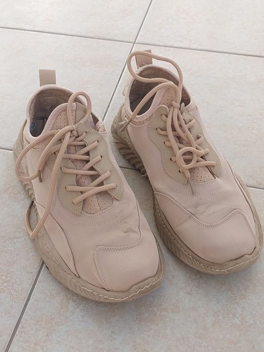 Кроссовки Sinsay