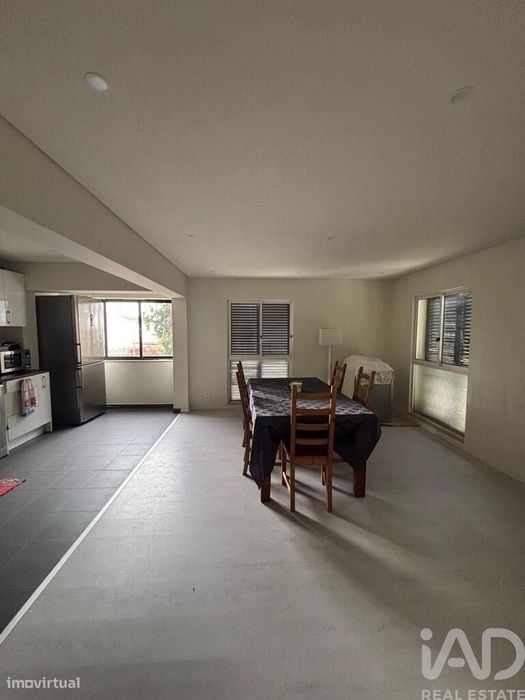 Apartamento T3 em Azeitão