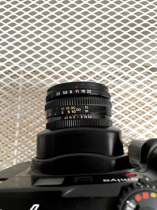 Aparat Mamiya 6 (75mm f/3.5) + torba Lowepro Inverse 100 AW