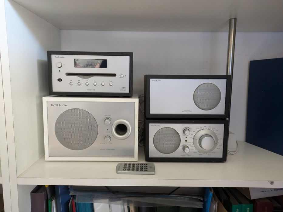 Tivoli Audio Model 2 Complete System with CD Player64741314790915121