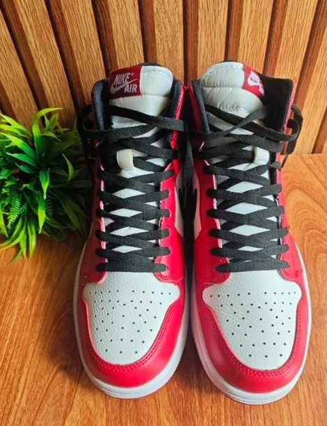 Nike Air Jordan 1 high Chicago Red/White/black