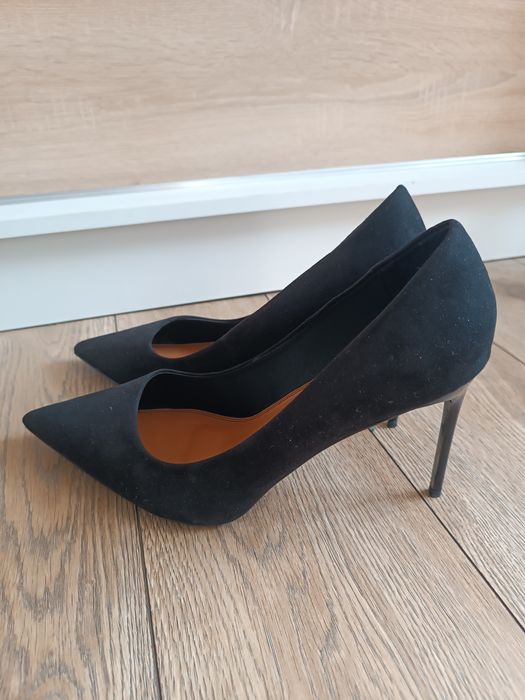 Czarne szpilki rozmiar 46