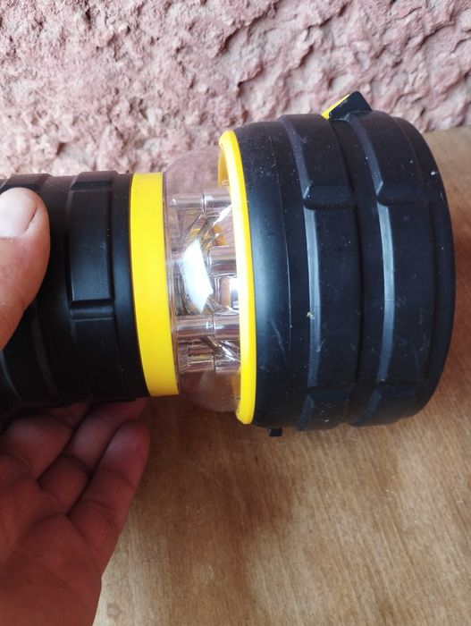 Кемпінговий фонарік на батарейках, мож  під Lion