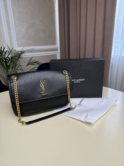 Сумка YSL Yves Saint Laurent Niki in Grained Lambskin Black / Gold