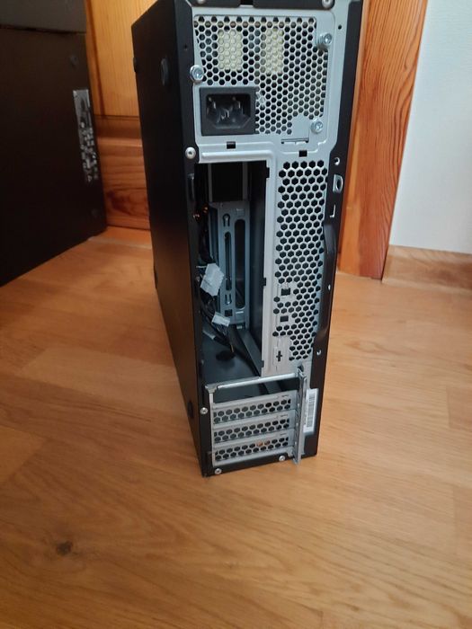 Корпус з блоком живлення Lenovo ThinkCentre M83 SFF