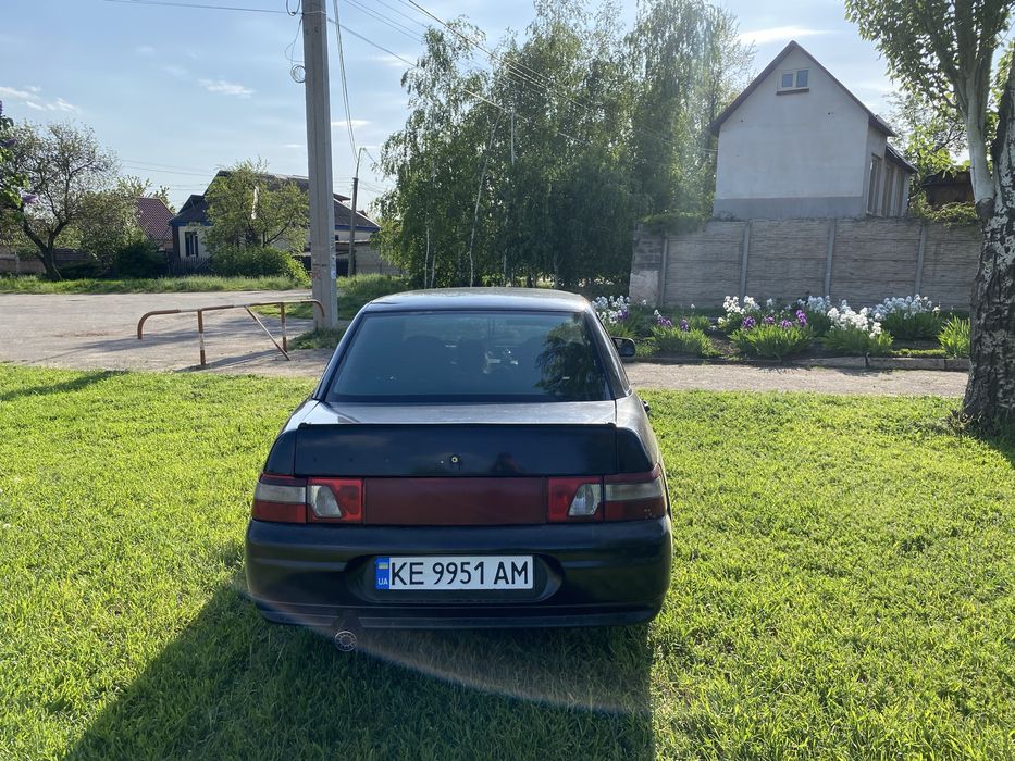 Продам ваз 2110