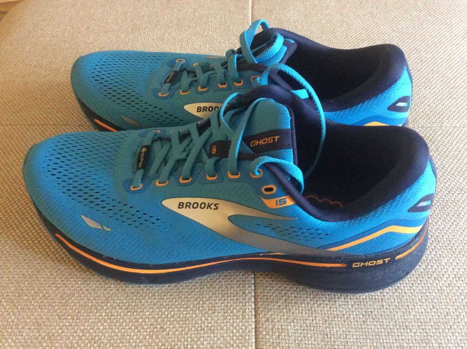 Кросівки BROOKS GHOST 15 GORE-TEX Розмір US-10;EUR-44/28см.