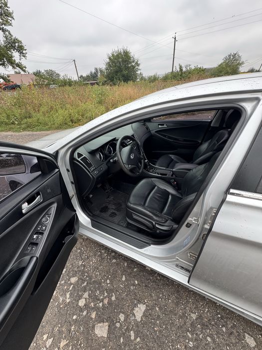 Продам Hyundai Sonata