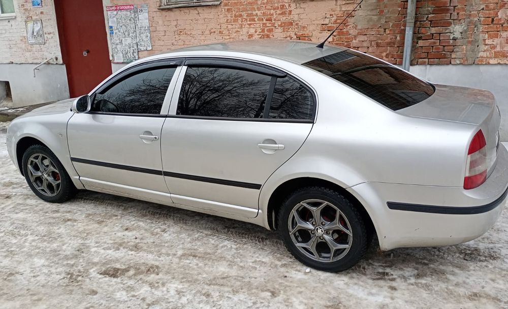 Шкода суперб 1.8 газ/бензин